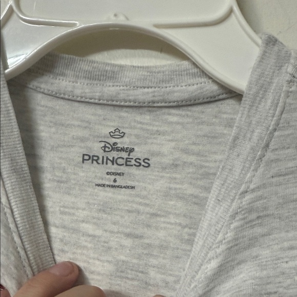 Disney Princess Gray T-Shirt with Colorful Characters - Picture 2 of 2